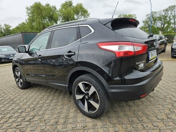 Nissan Qashqai II Crossover 1.5 dCi 110KM 2016 Nissan Qashqai 1,5 diesel 110KM nawigacja kamera, zdjęcie 2
