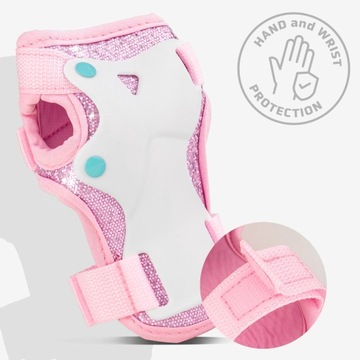 Детские защитники устанавливают балерину Cariboo