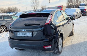 Ford Focus II Hatchback 5d 1.6 Duratec Ti-VCT 115KM 2010 Ford Focus 1,6 Ben Climatronic 116 km 1.6 Benzyna 116KM, zdjęcie 2