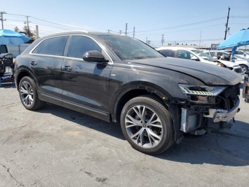 Audi Q8 2023 Audi Q8 Premium Plus S-Line 2023 3.0l 3.0 Benzyna 335KM, zdjęcie 4