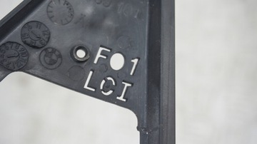 BMW F01 TĚSNĚNÍ ZRCÁTKO ZVEDÁK