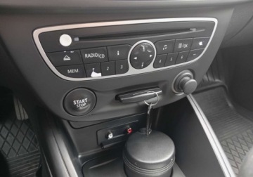 Renault Megane III Hatchback 1.6 16v 110KM 2008 Renault Megane Zarejestrowany - ubezpieczony - benzyna 1.6 Benzyna 110KM, zdjęcie 27