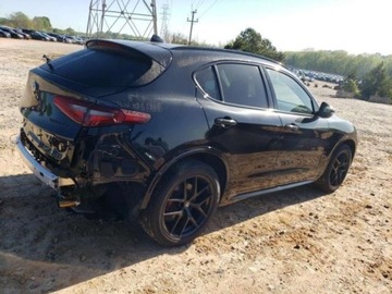 Alfa Romeo Stelvio SUV Facelifting 2.0 Turbo 280KM 2021 Alfa Romeo Stelvio ti, 2021r., 4x4, 2.0L 2.0 Benzyna 280KM, zdjęcie 2