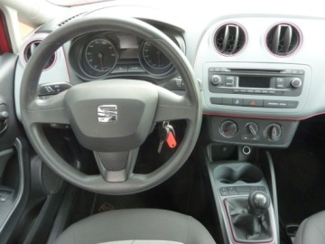 Seat Ibiza IV Hatchback 5d Facelifting 1.2 70KM 2014 Seat Ibiza 1.2 Benzynka, zdjęcie 18