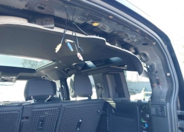 Land Rover Defender IV (L663) 2025 Land Rover Defender 110 P300, od ubezpieczalni 2.0 Benzyna 296KM, zdjęcie 8