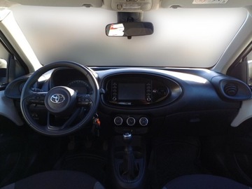Toyota Aygo X 1.1 VVT-i 72KM 2023 Toyota Aygo X 1.0 VVTi Comfort II (2014-) 1.0 VVTi, zdjęcie 13