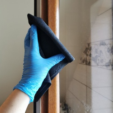 Салфетка из микрофибры DeWitte PU 320GSM серая для чистки, протирания и сушки.