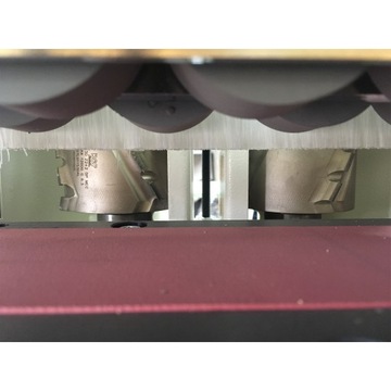 Кромкооблицовочный станок Holzkraft SCM ME 35T, предварительное фрезерование