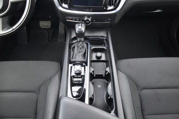 Volvo V60 II  Kombi 2.0 D3 150KM 2020 VOLVO V60 Bezwypadkowe Serwisowane I Właściciel w PL, zdjęcie 29