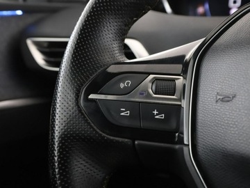 Peugeot 3008 II Crossover 1.2 PureTech 130KM 2018 Peugeot 3008 full LED półskóra navi el. fotele, zdjęcie 27