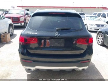 Mercedes GLC C253 2021 Mercedes-Benz GLC 2021r, 300, 2.0L, 4x4 2.0 Benzyna 255KM, zdjęcie 7