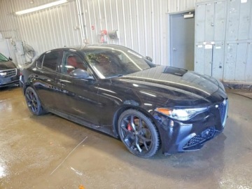 Alfa Romeo Giulia II Sedan Facelifting 2.0 Turbo 280KM 2020 Alfa Romeo Giulia 2020 2.0l 2.0 Benzyna 280KM, zdjęcie 4