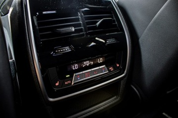 BMW X6 G06 SUV Facelifting 3.0 30d 298KM 2025 BMW X6 xDrive30d, Dostępny od ręki!, zdjęcie 20