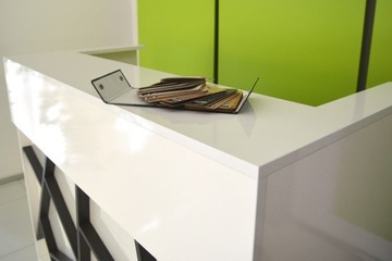 Стойка ресепшн R100 150x70см LED