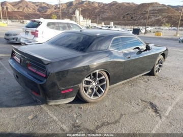 Dodge Challenger III 2023 Dodge Challenger sxt RWD 3.6 Benzyna 303KM, zdjęcie 4