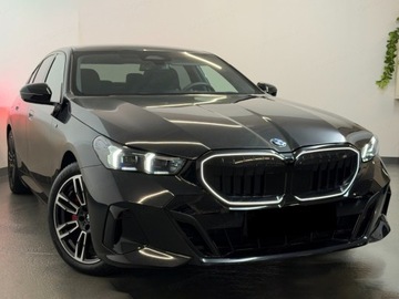 BMW Seria 5 G90-91 Touring 2.0 520d 197KM 2025 BMW Seria 5 520d xDrive Sport Sedan 2.0 (197KM) 2025, zdjęcie 4