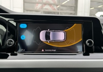 Volkswagen Golf VIII Hatchback 1.0 TSI 110KM 2021 Volkswagen Golf Basic Pakiet Comfort, FV 23, ACC, Czujniki parkowania, Di, zdjęcie 26