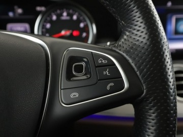 Mercedes Klasa E W213 Kombi 2.0 250 211KM 2017 Mercedes E 250 Avantgarde E250 kamera navi automat, zdjęcie 29