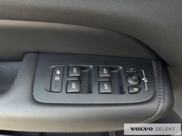 Volvo XC60 II 2024 Volvo XC 60 XC60 B5 B AWD Ultra Dark aut, Pakiet C, zdjęcie 19