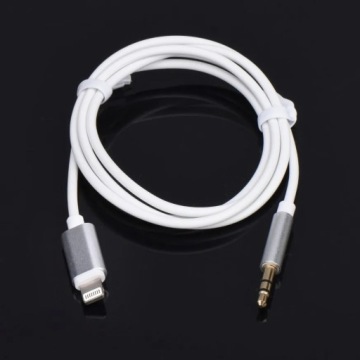 AUX-кабель АУДИО-адаптер Lightning iPhone на мини-джек 3,5 мм