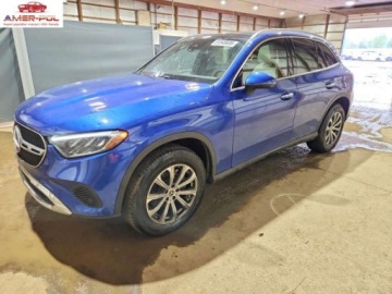 Mercedes GLC C254/X254 2025 Mercedes-Benz GLC 300 4Matic 2025 2.0 Benzyna 255KM