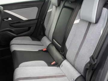 Opel Astra L Hatchback 1.2 Turbo 130KM 2022 Opel Astra GD8F346#1.2 Elegance Podgrz.f I kier, zdjęcie 23