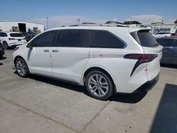 Toyota Sienna III 2022 Toyota Sienna Limited, 2022r., 2.5L 2.5 Hybryda 245KM, zdjęcie 3