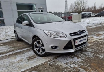 Ford Focus III Kombi 1.0 EcoBoost 125KM 2013 Ford Focus Ford Focus 1.0 Ecoboost, Salon Pl, 2kpl. opon. Benzyna 125KM, zdjęcie 8