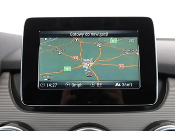 Mercedes Klasa B W246 Sports Tourer Facelifting 1.6 180 BlueEFFICIENCY Edition 122KM 2017 Mercedes B 180 navi klima grzane fotele czujniki, zdjęcie 23