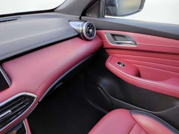 MG HS 2023 MG HS Skory Panorama Bogata wersja 1.5 Benzyna 162KM, zdjęcie 20