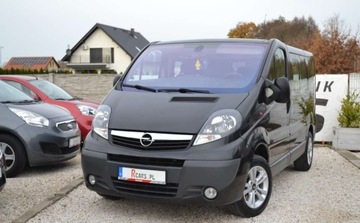 Opel Vivaro A Combi L1 2.0 CDTI 115KM 2011 Opel Vivaro Bezwypadkowe - Niski przebieg - Bez korozji - Oplacony 2.0, zdjęcie 1