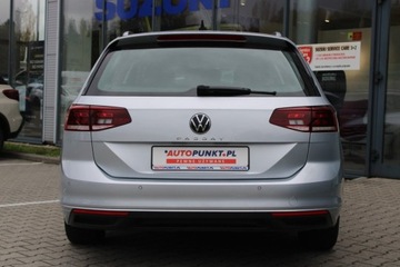 Volkswagen Passat B8 Variant Facelifting 2.0 TDI SCR 150KM 2022 Volkswagen Passat BUSINESS, zdjęcie 6