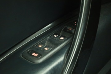 Citroen C5 III Sedan 2.2 HDi FAP 170KM 2008 Citroen C5 2.2 HDi, 167 KM, Klima, Klimatronic, zdjęcie 16