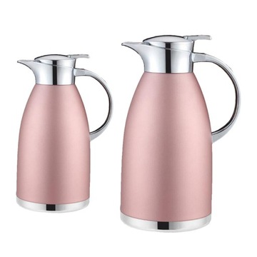 2 изолированных графина для горячего чая