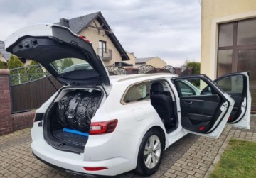 Renault Talisman Kombi 1.7 Blue dCi 150KM 2019 Renault Talisman 1.7D 149PS Zadbane Po oplatach Serwis ASO Dodatkowe kola, zdjęcie 23