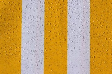 СТОЛ, СТУЛ, СИДЕНЬЕ ИЗ ВОДОНЕПРОНИЦАЕМОГО ОГРОМНОГО ХОЛСТА