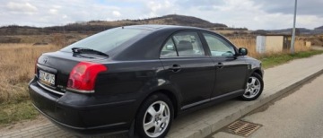 Toyota Avensis II Sedan 2.2 D-4D 177KM 2005 Toyota Avensis SALON PL D4D 177KM 2.2 Diesel 177KM, zdjęcie 3