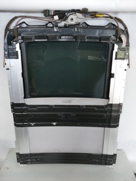 HYUNDAI SANTA FE И ЛЮК НА КРЫШЕ.