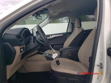 Ford Kuga III 2021 Ford Kuga 2021 r., 2,5 L HYBRYDA 2.5 Hybryda 200KM, zdjęcie 8