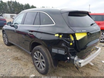 Mercedes GLC C254/X254 2025 Mercedes-Benz GLC 300 4Matic 2025 2.0 Benzyna 255KM, zdjęcie 2