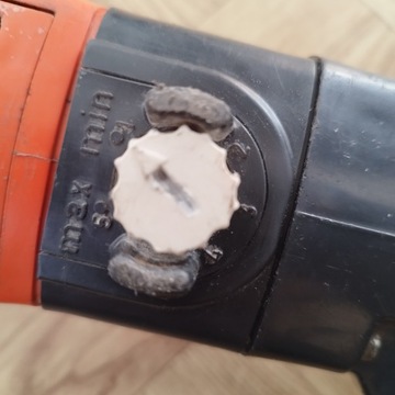 Полировальная машина Fein MSFe 649 1B с регулировкой скорости.