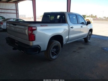 Chevrolet Silverado II 2021 Chevrolet Silverado 1500 4wd Short Bed Lt Trail Boss 2021 5.3 Benzyna 355KM, zdjęcie 4
