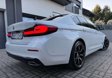 BMW Seria 5 G30-G31 Limuzyna Facelifting 2.0 520i 184KM 2021 BMW Seria 5 BMW Seria 5 520i mHEV Luxury Line sport 2.0 Benzyna 184KM, zdjęcie 3