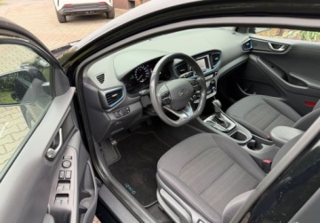 Hyundai IONIQ Hatchback 1.6 GDi 141KM 2017 Hyundai IONIQ 1.6 Hybrid 141KM Climatronic Kamera Led Bezwypadkowy Dla wym, zdjęcie 16
