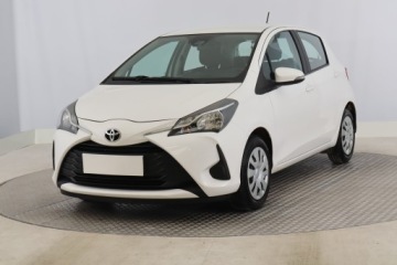 Toyota Yaris III Hatchback 5d Facelifting 2017 1.0 VVT-i 72KM 2019 Toyota Yaris 1.0 VVT-i, Salon Polska, Serwis ASO, zdjęcie 1