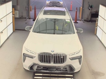 BMW X7 2026 BMW X7 M60i 2026 4.4 Benzyna 523KM, zdjęcie 7