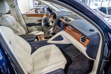 Bentley Bentayga 2021 Bentley Bentayga V8 2021, Bezwypadkowy 4.0 Benzyna 542KM, zdjęcie 24