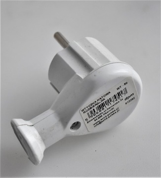 Угловая сетевая вилка, белая WT-50 DPM SOLID