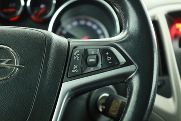 Opel Astra J Sports Tourer 1.7 CDTI ECOTEC 110KM 2012 Opel Astra 1.7 CDTI, Salon Polska, Serwis ASO, zdjęcie 16