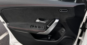 Mercedes CLA C118/X118 Coupe Facelifting 1.3 200 163KM 2024 Mercedes-Benz CLA Salon PL AMG 7G-DCT Panorama Kamera Multibeam LED BlindS, zdjęcie 8